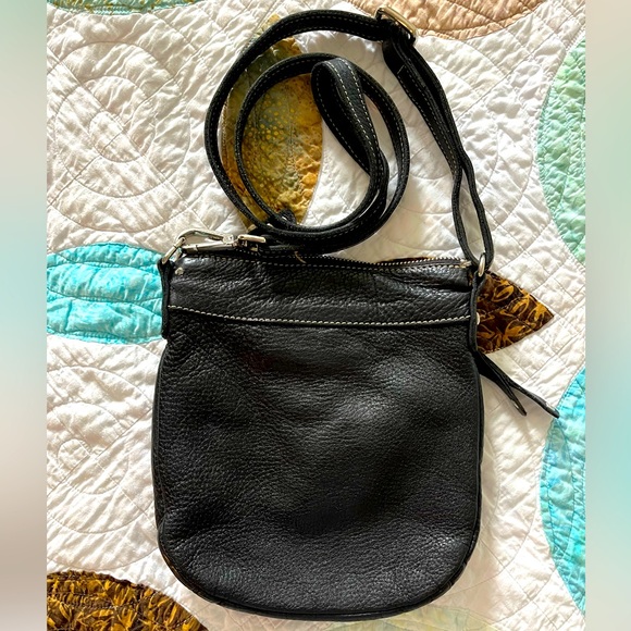 ROOTS Small Black Leather Crossbody - Picture 2 of 4